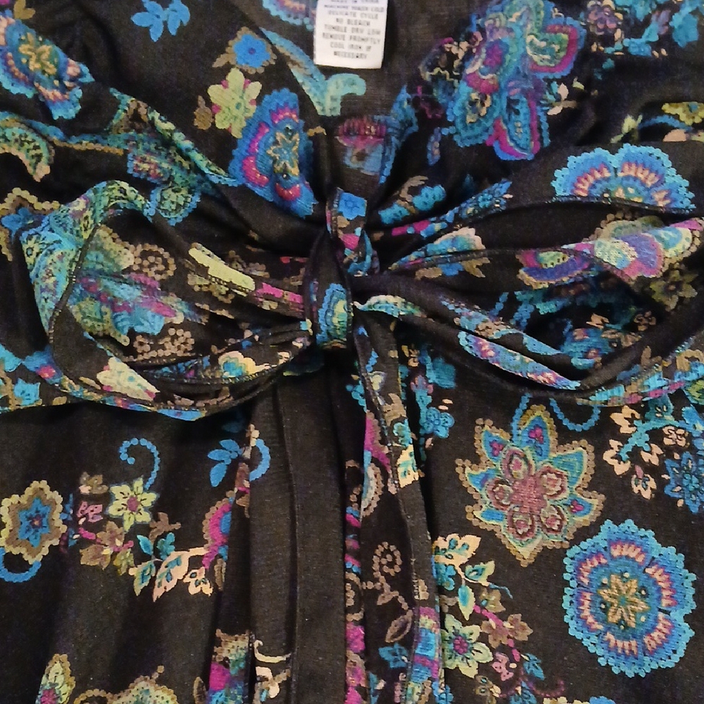 Self Esteem Black and Blue Floral Camisole - Picture 3 of 4